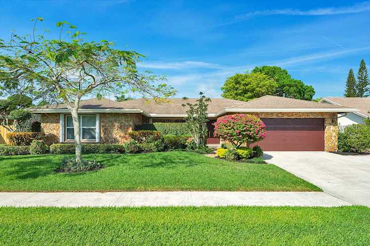 4086 Bay Laurel Way Boca Raton, FL 33487 - MLS# RX-10512386 | BocaRatonRealEstate.com Photo 1