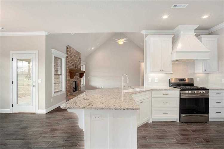 1353 Valle Ln Springdale Ar 72762 Mls 1098581