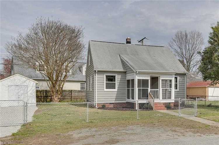 59 Henry St Hampton VA 23669 | MLS# 10246230 - TREG.com Photo 1