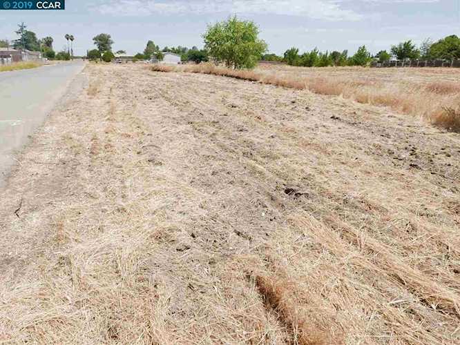 0 Hickory Chowchilla, CA 93610