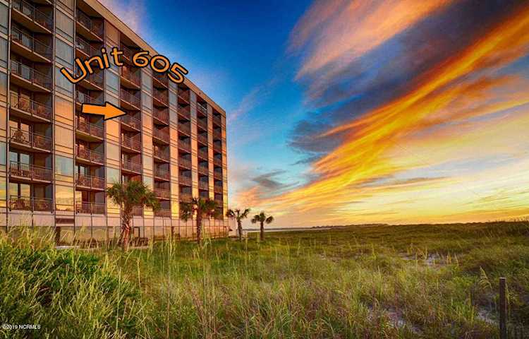 Home For Sale At 2700 N Lumina Avenue, Wrightsville Beach NC in Shell Island Resort Photo 1