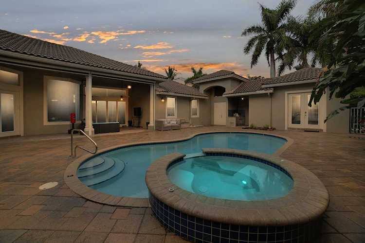 21695 Marigot Drive Boca Raton, FL 33428 - MLS# RX-10515039 | BocaRatonRealEstate.com Photo 1