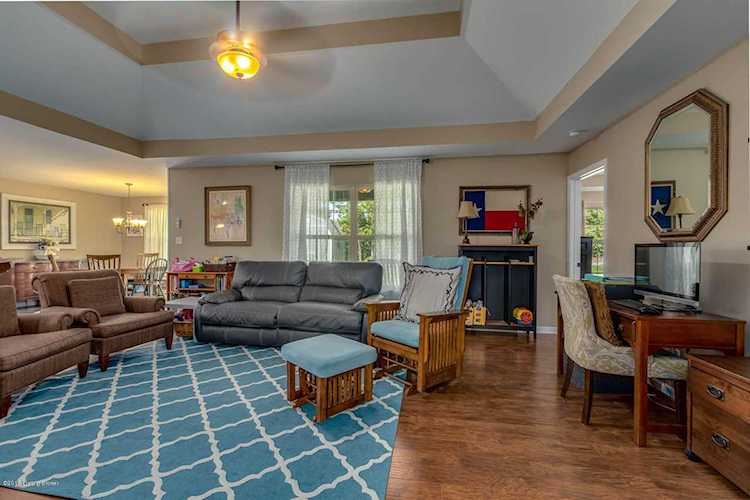 448 Oakview Dr Shelbyville, KY 40065 | MLS 1524491 Photo 1