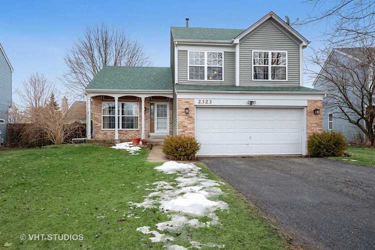 2323 N Old Pond Ln Round Lake Beach, IL 60073 | MLS 10308852 Photo 1