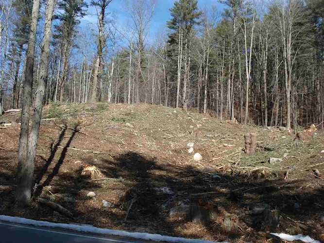 95 Haverhill Rd East Kingston, NH 03827