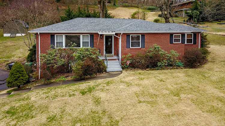 704 Barclay Dr Knoxville, TN 37920 | MLS 1069193 Photo 1
