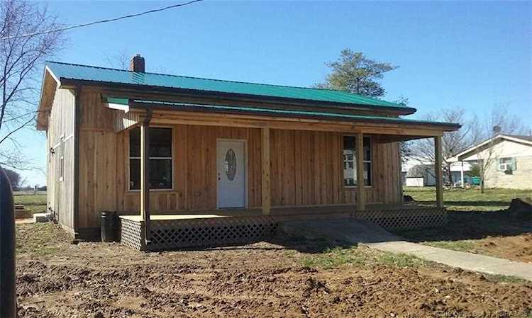 155 E Oak St Campbellsburg, IN 47108