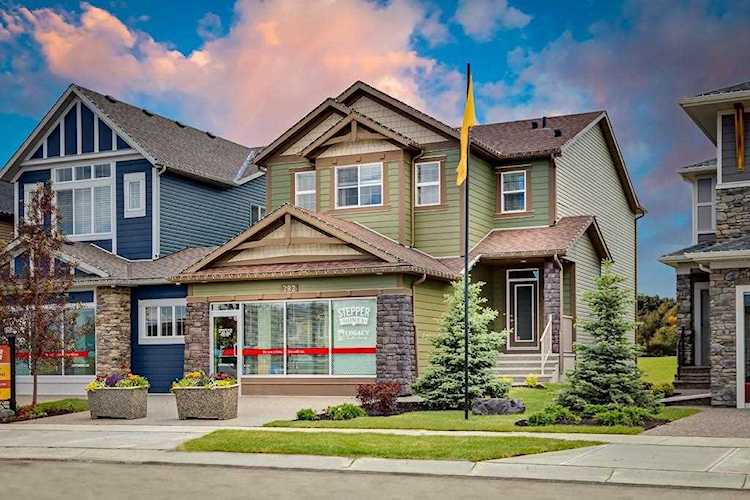 282 Legacy View SE Calgary, AB T2X 2G2
