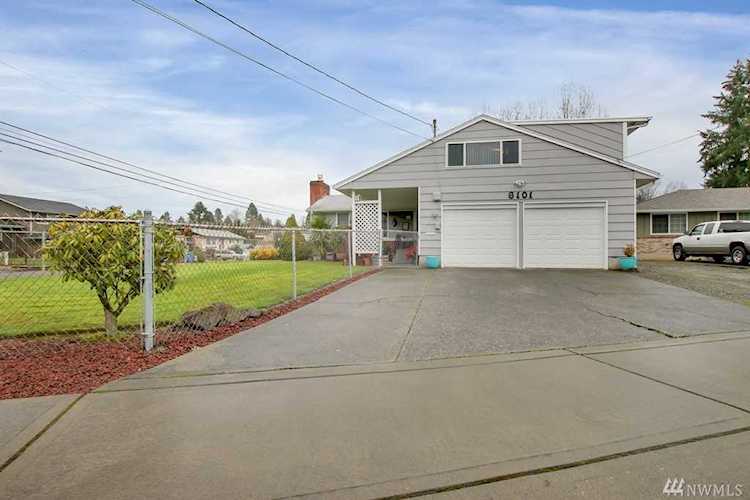 6101 S Wapato Lake Dr Tacoma, WA 98408 | MLS ® 1399341 Photo 1