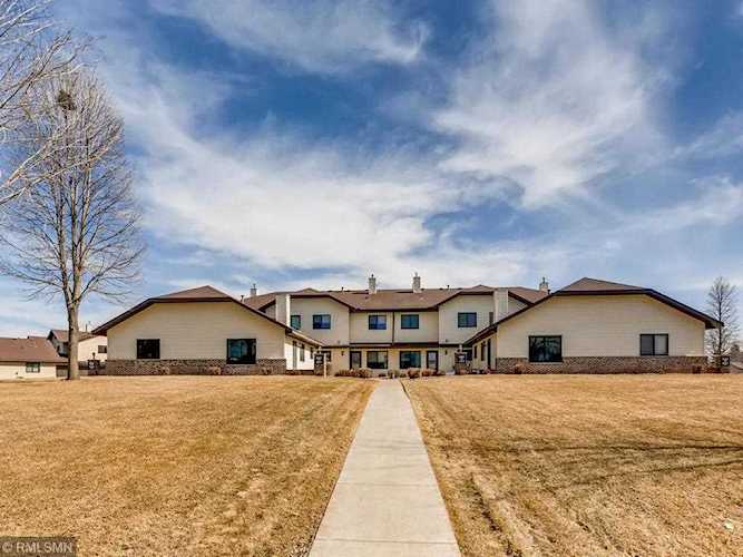 5420 Orleans Lane N #5 Plymouth, MN 55442 | MLS 5206856 Photo 1