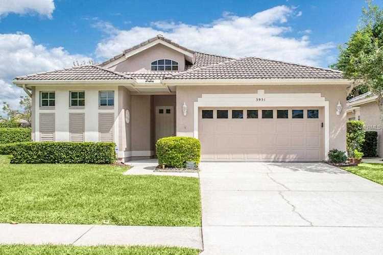 3951 Silk Oak Lane Palm Harbor, FL 34685 | MLS U8034704 Photo 1