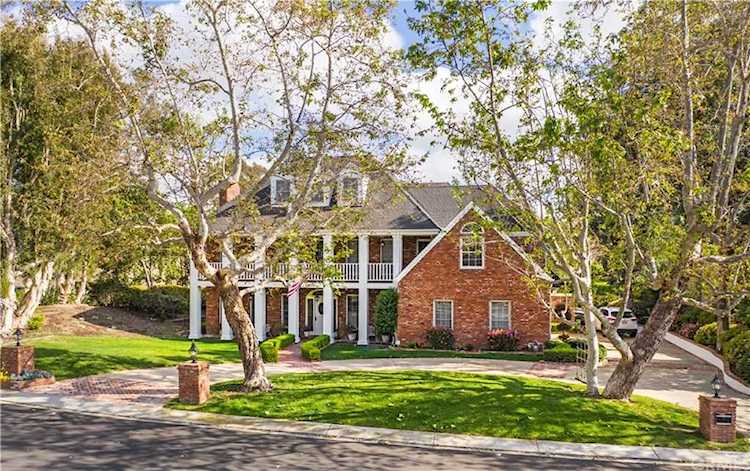 25422 Spotted Pony Lane Laguna Hills, CA 92653