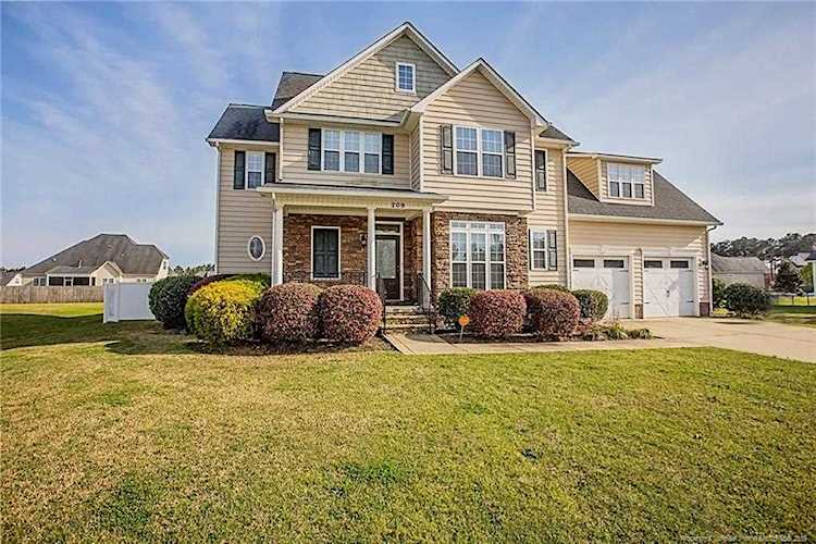 209 Randleman Dr Raeford, NC 28376 | MLS 603922 Photo 1