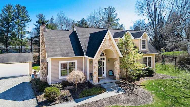 239 Granview Road Granville, OH 43023 | MLS 219010538 Photo 1