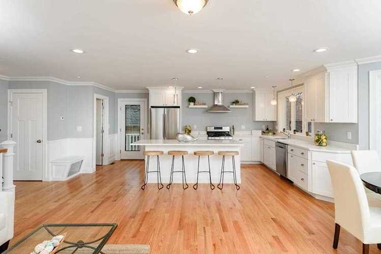33 Oval Road #1 Quincy, MA 02169 | MLS 72478260 Photo 1