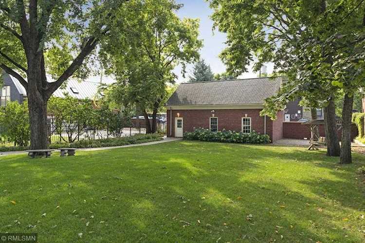 Summit Hill Saint Paul Ramsey County MLS 5212725 828 Summit Avenue