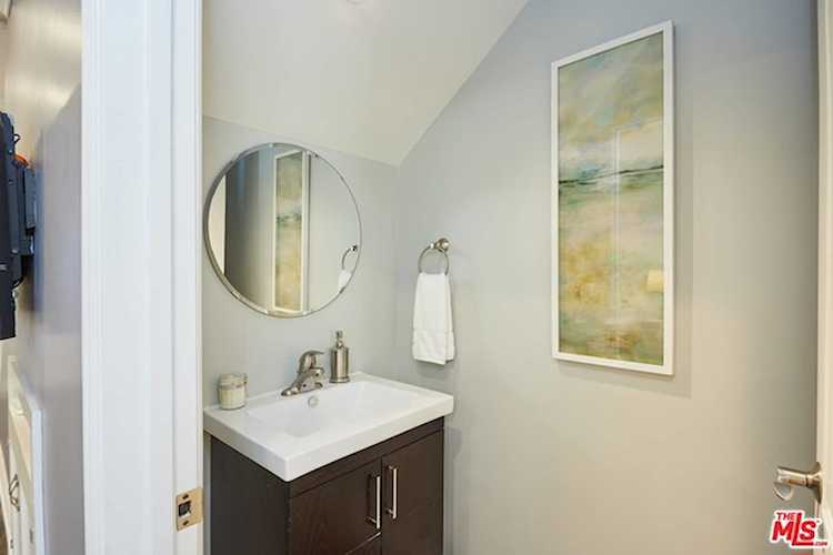 2470 S Centinela Avenue #4, Los Angeles, CA 90064 | MLS #19453270 Photo 1