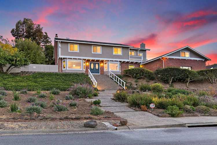 10 Tobin Clark Dr Hillsborough, CA 94010 | MLS ML81722013 Photo 1