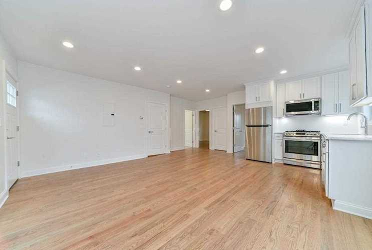 56 Hooper St #1R Chelsea, MA 02150 | MLS 72481140 Photo 1