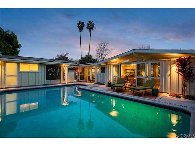 3070 Karen Avenue, Long Beach, CA 90808 | MLS #PW19084240 Photo 1
