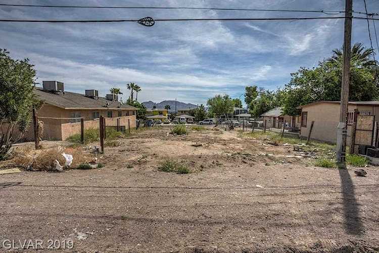 381 13th St Las Vegas, NV 89101