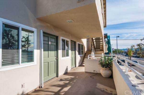 200 B 15th Street in Manhattan Beach, CA - MLS# RS19082953 Photo 1