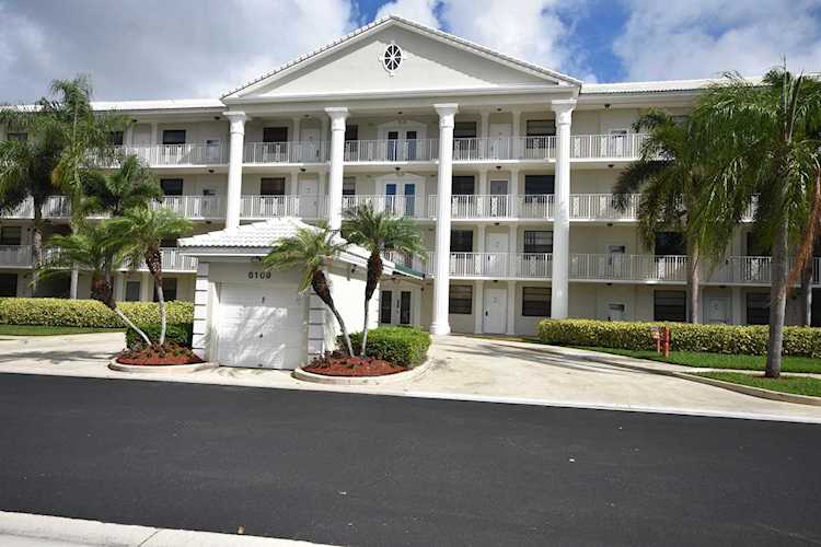 6109 Balboa Circle #406 Boca Raton, FL 33433 - MLS# RX-10521894 | BocaRatonRealEstate.com Photo 1
