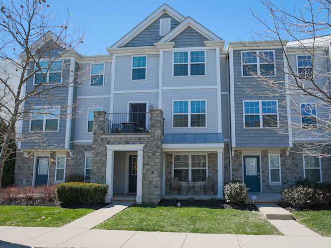 1435 Bloomington Boulevard Columbus, OH 43228 | MLS 219011846 Photo 1