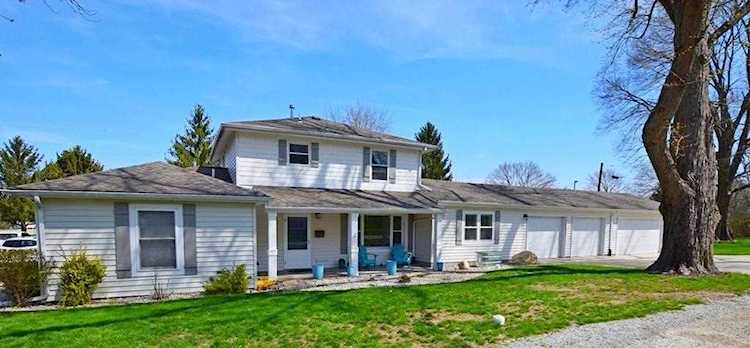 401 S East Street Pendleton, IN 46064 | MLS 21634951 Photo 1
