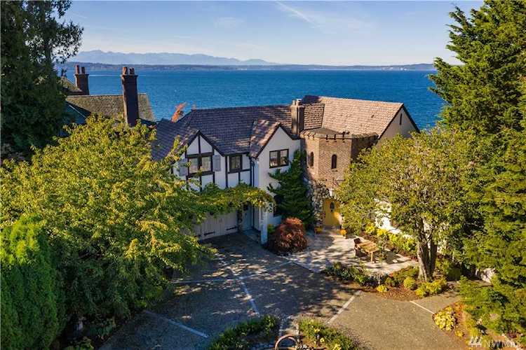 4570 W Cramer St Seattle, WA 98199 | MLS ® 1383147 Photo 1