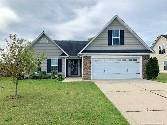 5305 Woodpecker Dr Hope Mills, NC 28348 | MLS 604589 Photo 1