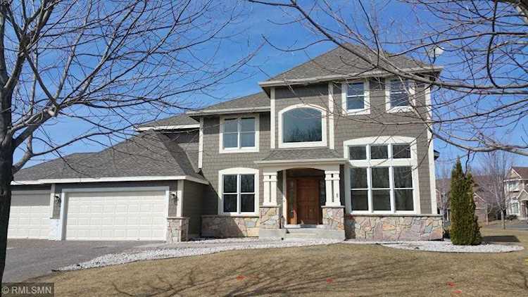 10676 Hawthorn Trail Woodbury, MN 55129 | MLS 5027405 Photo 1