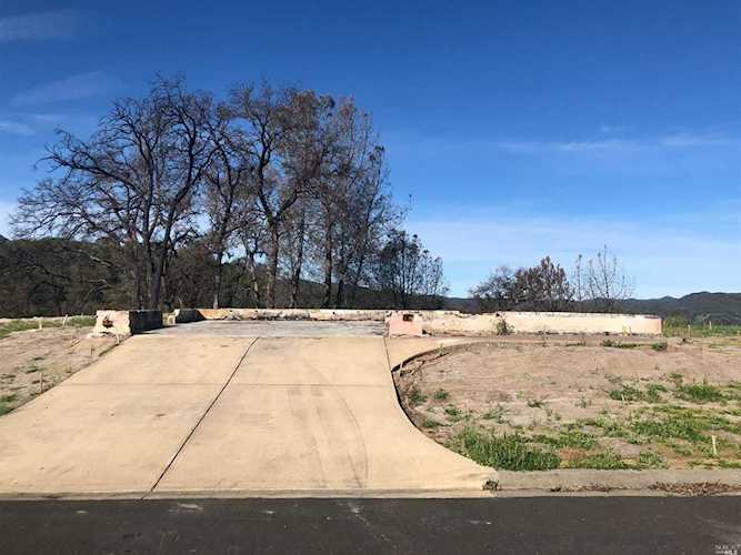 1139 Headlands Drive Napa, CA 94558