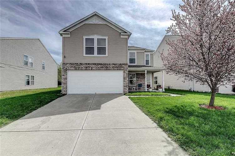 8447 Wheatfield Drive Camby, IN 46113 | MLS 21635920 Photo 1