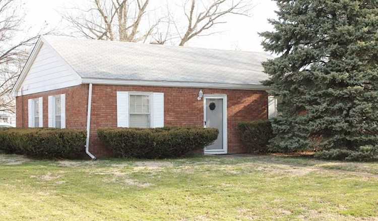 2200 E Michigan Street Evansville, IN 47711 | MLS 201915235 Photo 1