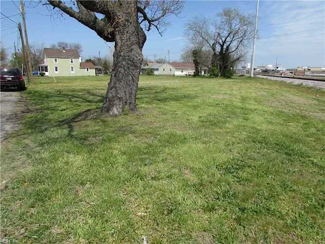 208 Parkdale Ave Hampton VA 23669 | MLS# 10251950 - TREG.com Photo 1