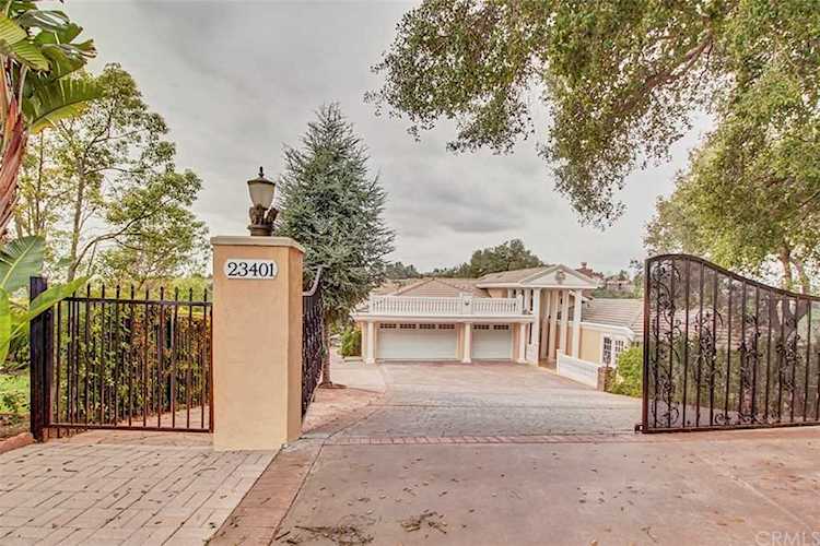 23401 Pleasant Meadow Road Diamond Bar, CA 91765