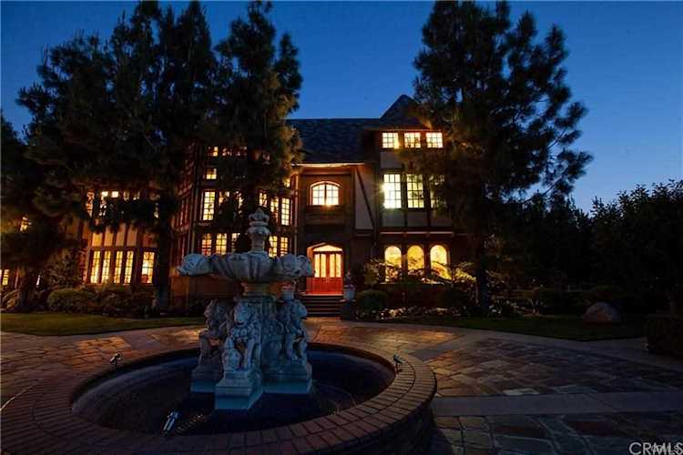 251 Whispering Pines Summit Arcadia, CA 91006
