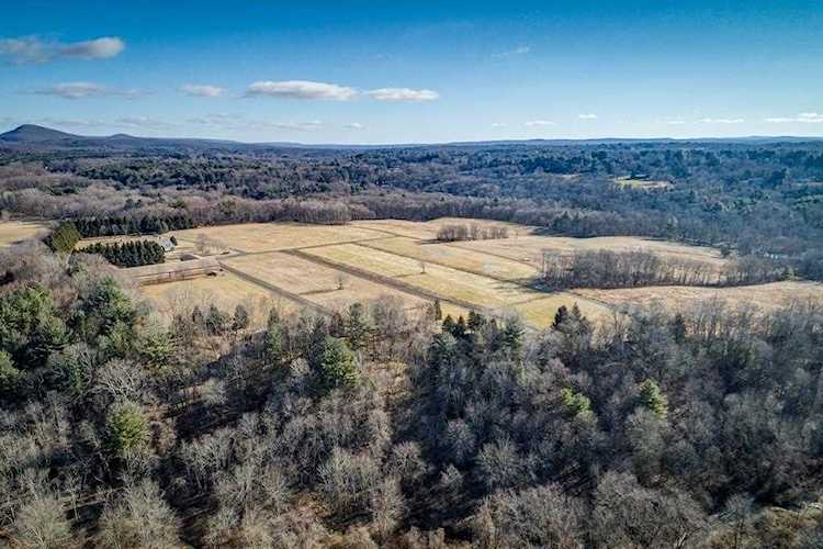 South Hadley, 231 Hadley Street, MA, home for sale Photo 1