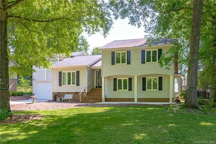862 Shadowbrook Dr Rock Hill, SC 29732 | MLS 3502785 Photo 1