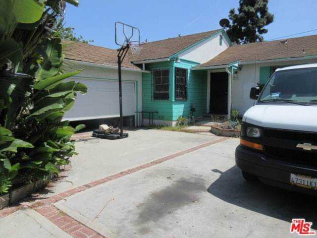 2508 W 115th Place Hawthorne, CA 90250 | MLS 19460862 Photo 1