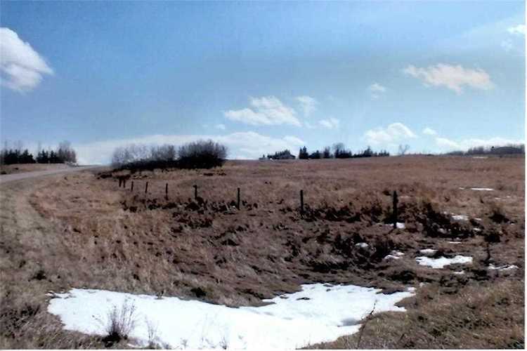 266095 1020 Dr E, , AB for sale - MLS C4243547 Photo 1
