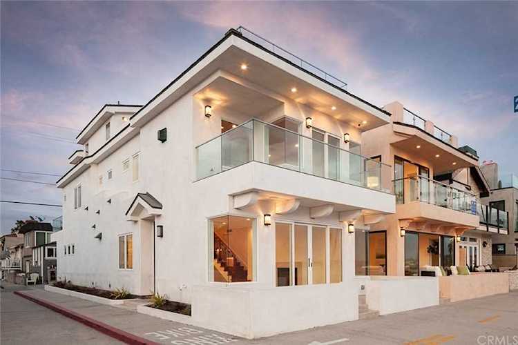 2410 W Oceanfront Newport Beach, CA 92663 | MLS NP19106938 Photo 1
