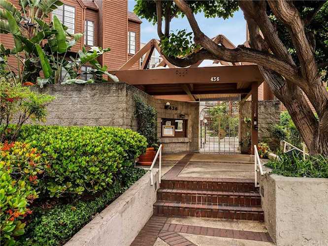 436 E Palm Avenue #201, Burbank, CA 91501 | MLS #BB19111848 Photo 1