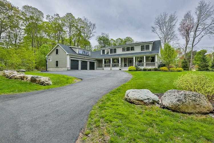 700 Canton Ave Milton, MA 02186 | MLS 72500076 Photo 1
