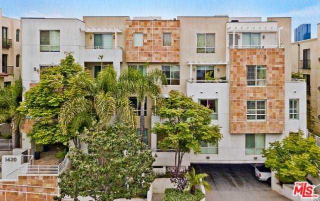 1430 S Beverly Glen #204, Los Angeles, CA 90024 | MLS #19466022 Photo 1