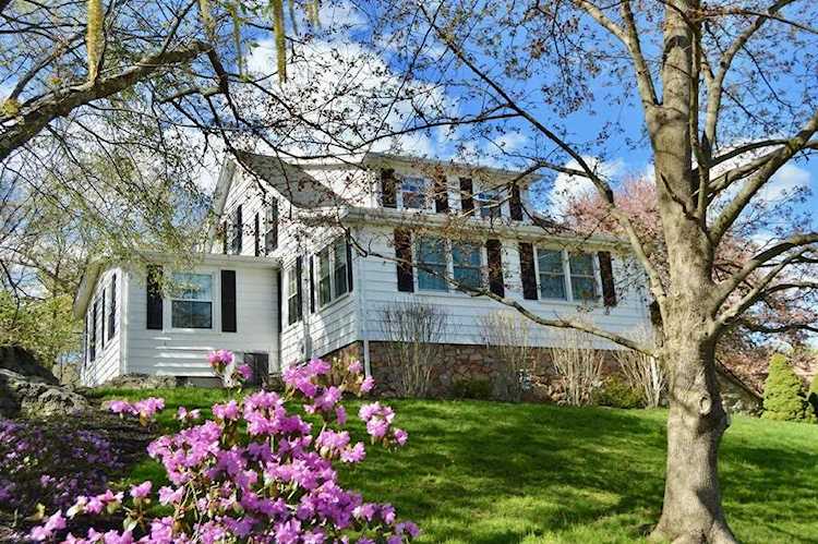 55 Elmwood Park Braintree, MA 02184 | MLS 72501286 Photo 1