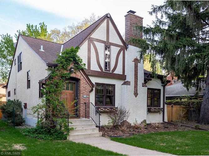 1045 Thomas Avenue S Minneapolis, MN 55405 | MLS 5231629 Photo 1