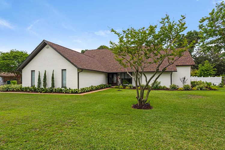 99 W Country Club Drive, Destin, FL | TrueSouthCoastalHomes.com Photo 1