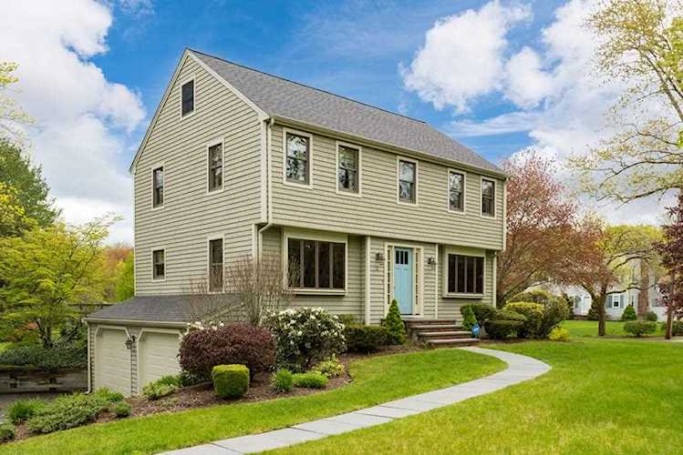 14 Heritage Hingham, MA 02043 | MLS 72501748 Photo 1